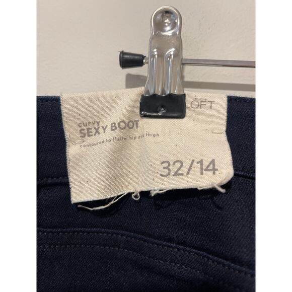 Loft NWT Womens Curvy Sexy Boot Jeans Denim Dark Wash Bootcut Mid Rise Size 32 - Picture 7 of 7